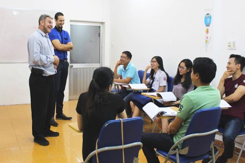 Trung Tâm Anh Ngữ ILI - Chuyên Sâu và Chất Lượng